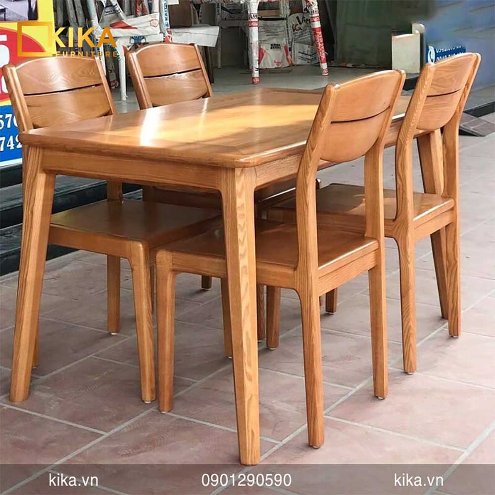 bộ bàn ăn 4 người bằng gỗ có kích thước nhỏ gọn