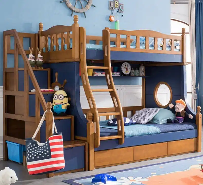 Giường trẻ em bằng gỗ chắc chắn