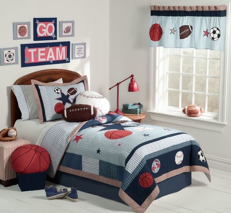 Giường ngủ cho bé trai phong cách thể thao 