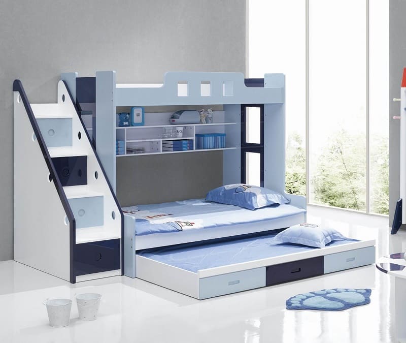 Giường ngủ trẻ em bằng nhựa hai tầng. 